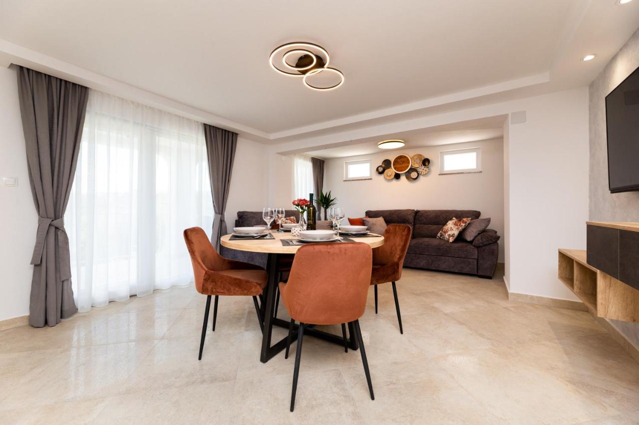 Apartment Miko Sveti Ivan Dobrinjski Luaran gambar
